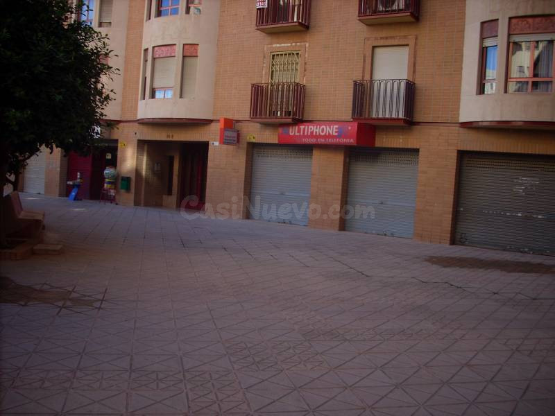 SE VENDE LOCAL IDEAL PARA TALLER MECANICO , FRENTE HOSPITAL DE ALICANTE