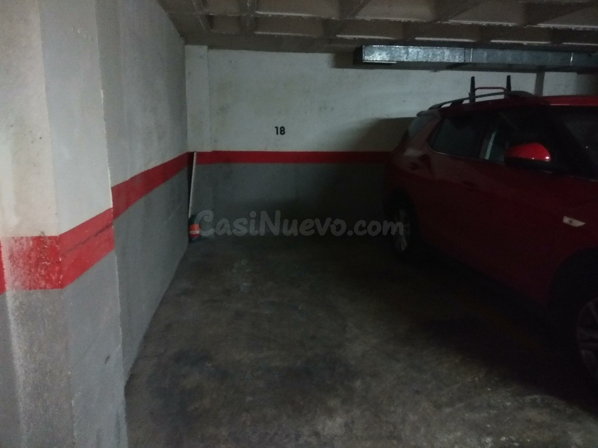 garaje estupendo en muy buena zona