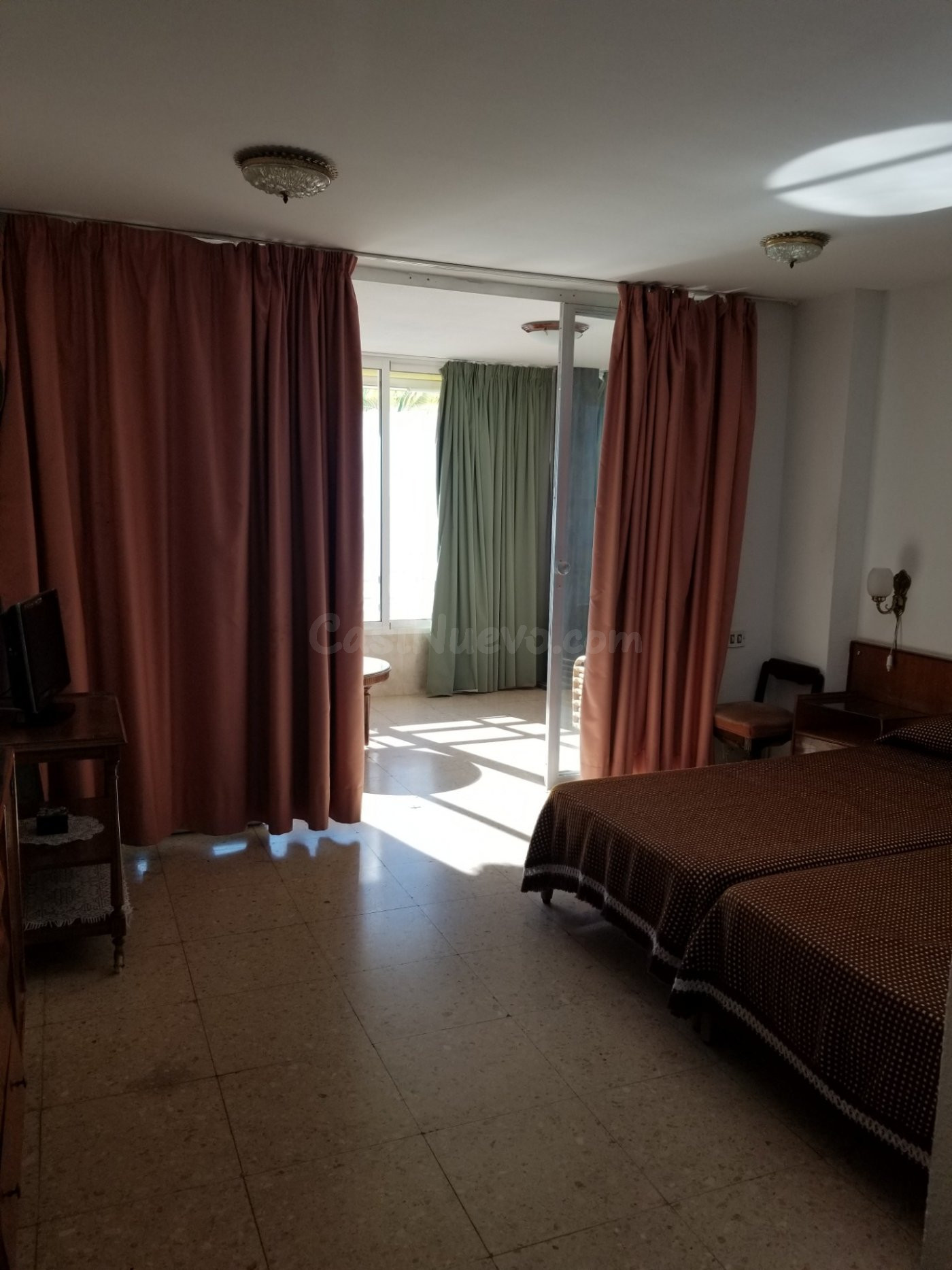 VENDO EN PLAYA LEVANTE GRAN PISO DE 4 DORMITORIOS, 3 BAÑOS.  - foto 4