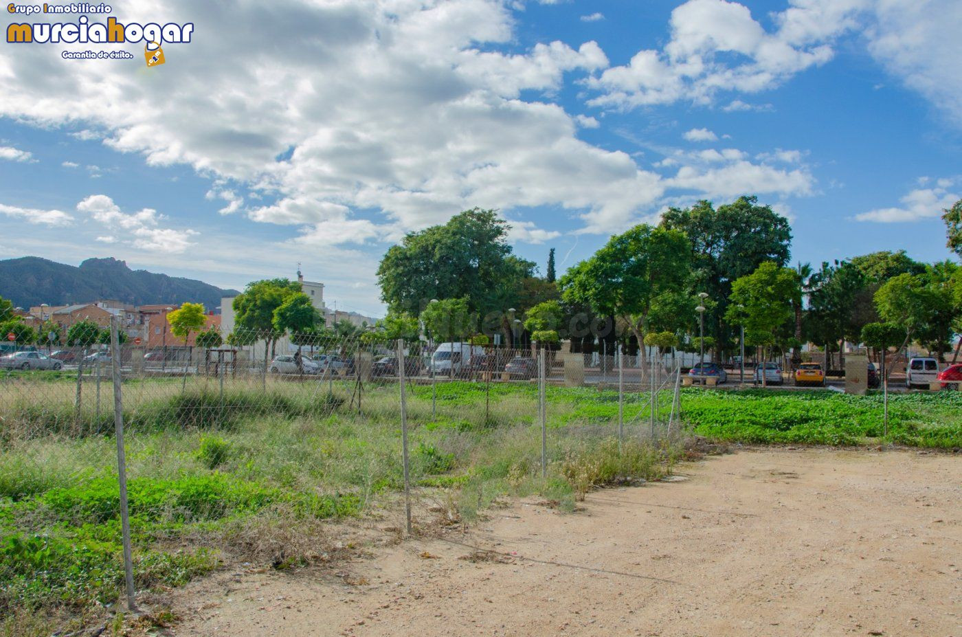 SOLAR URBANO EN LA URB. LOS NARANJOS (BENIAJÁN).