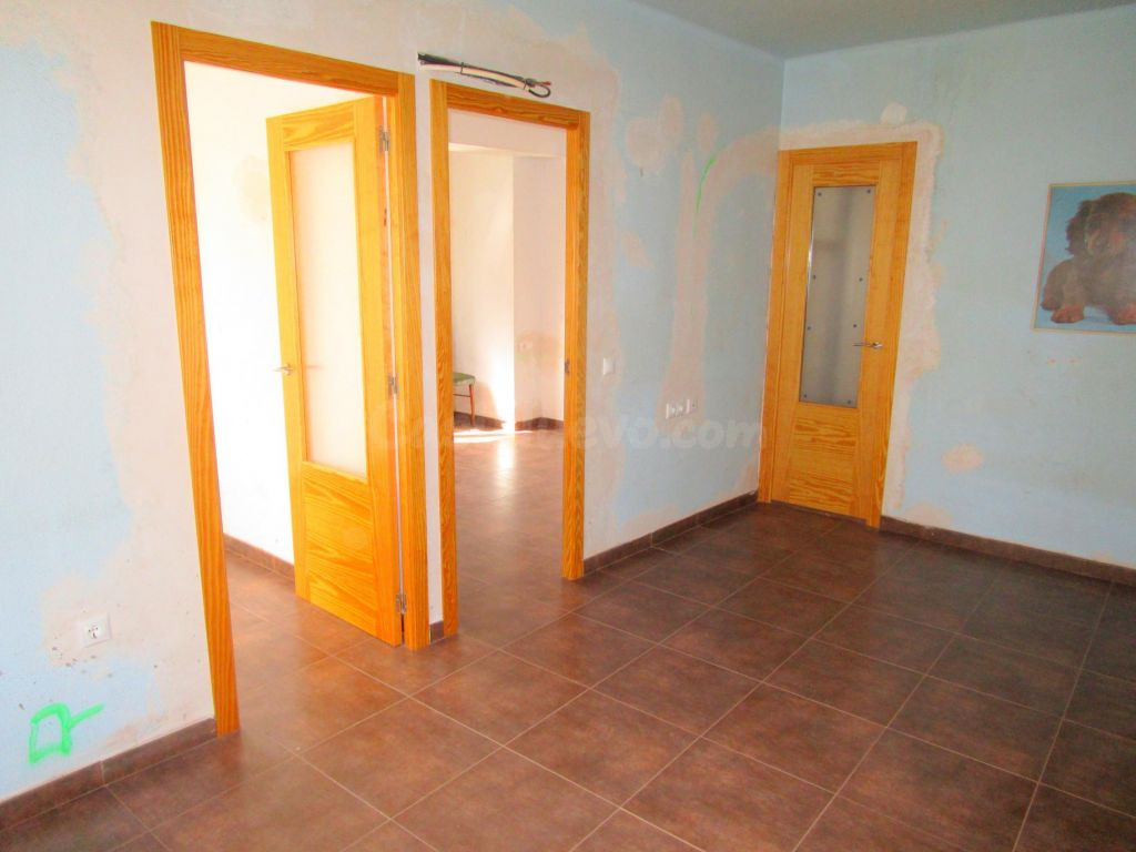 PISO REFORMADO Y CÉNTRICO - foto 2