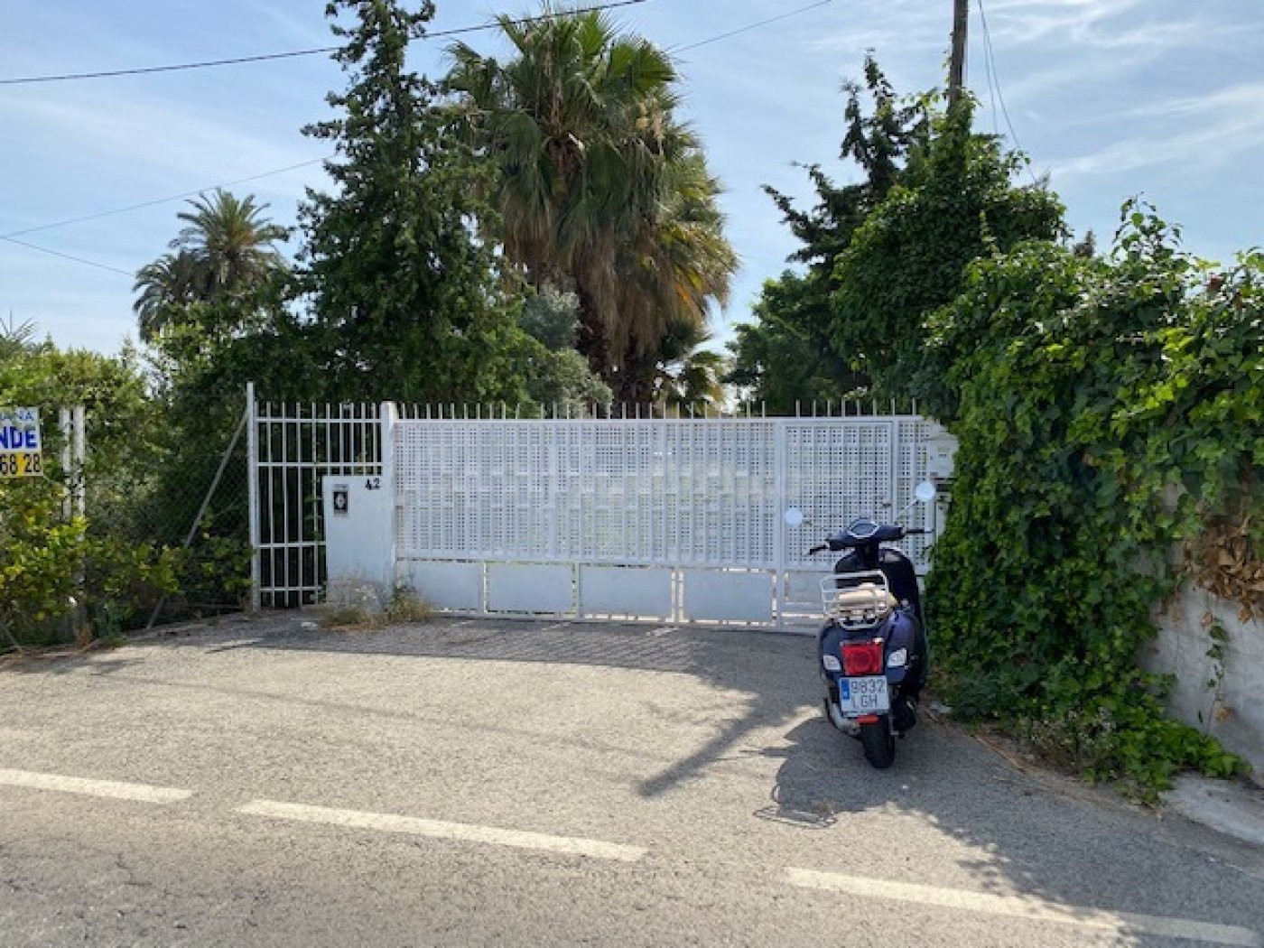 VENTA DE PARCELA 6.000M2 CON CASA