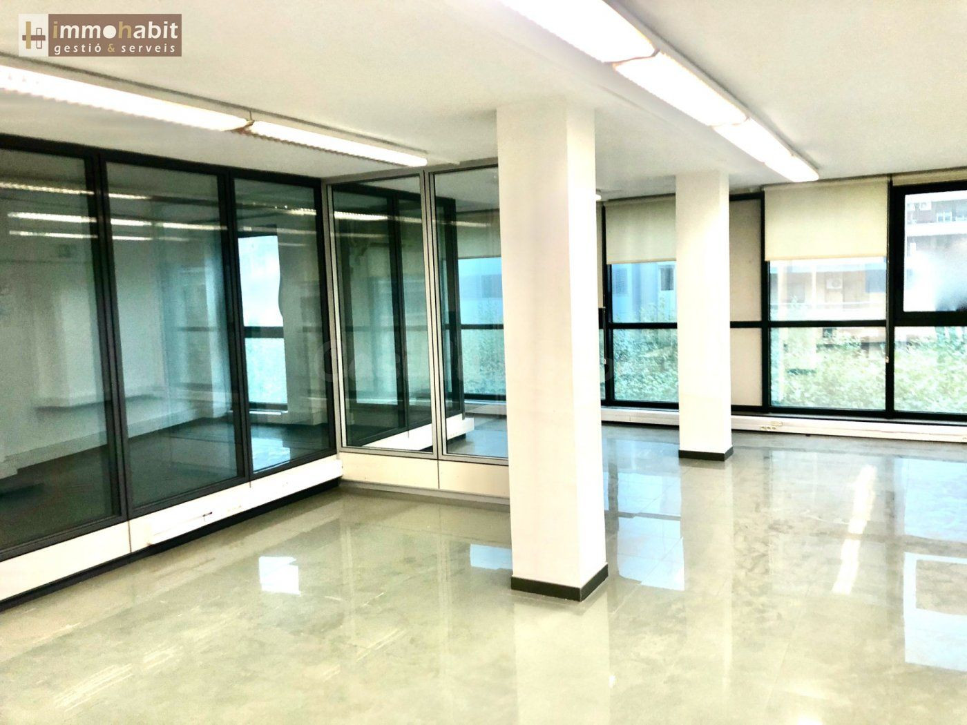 MAGNIFICA OFICINA DE 130 M2 EN RAMBLA FERRAN - foto 2