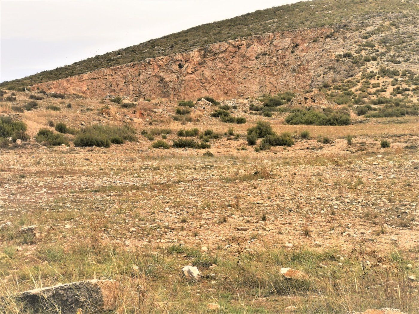 TERRENO EN CAÑADA ZONA CTRA.- CAÑADA BIAR CON CANTERA