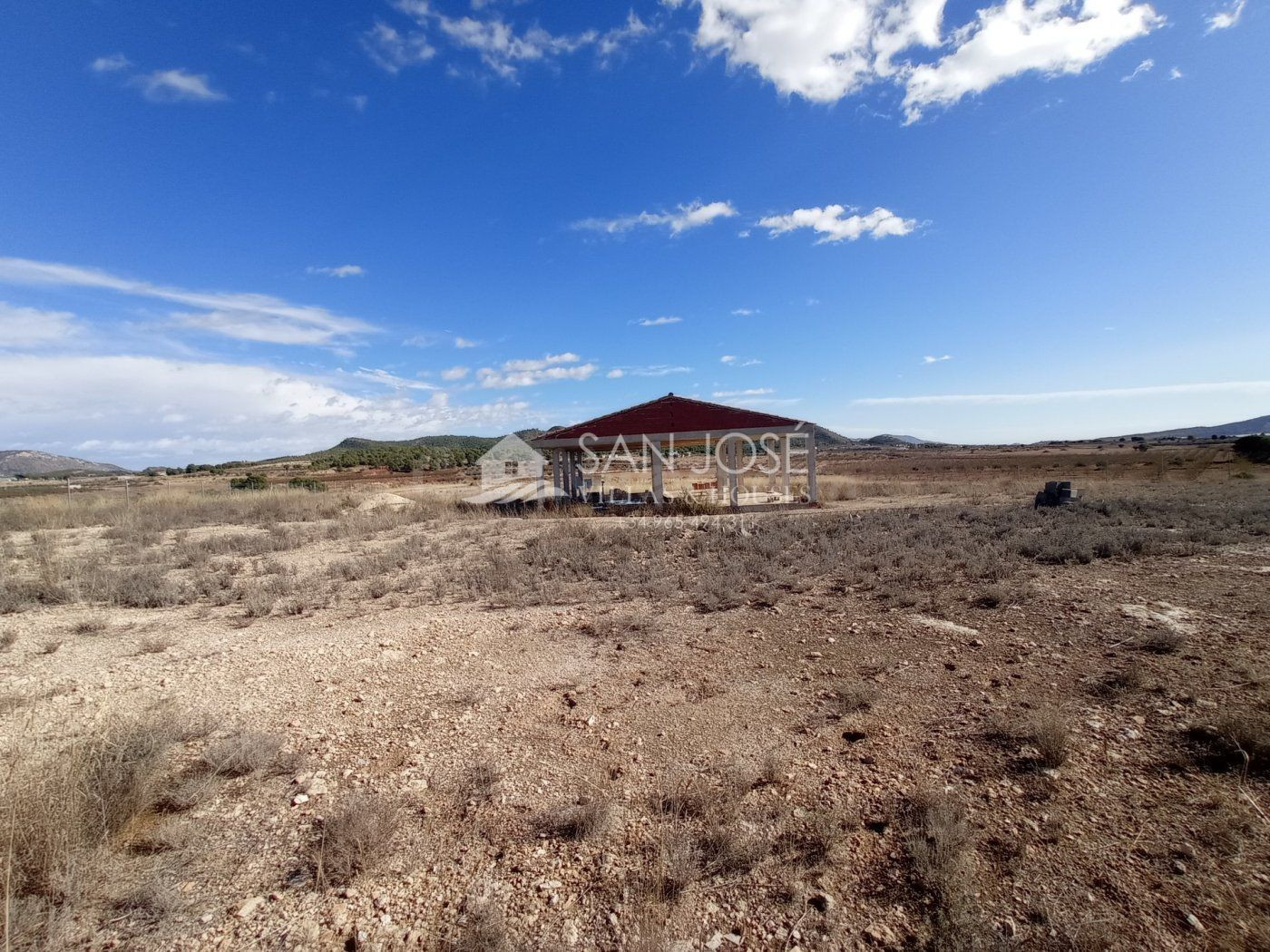 VENTA DE PARCELA EN MONOVAR