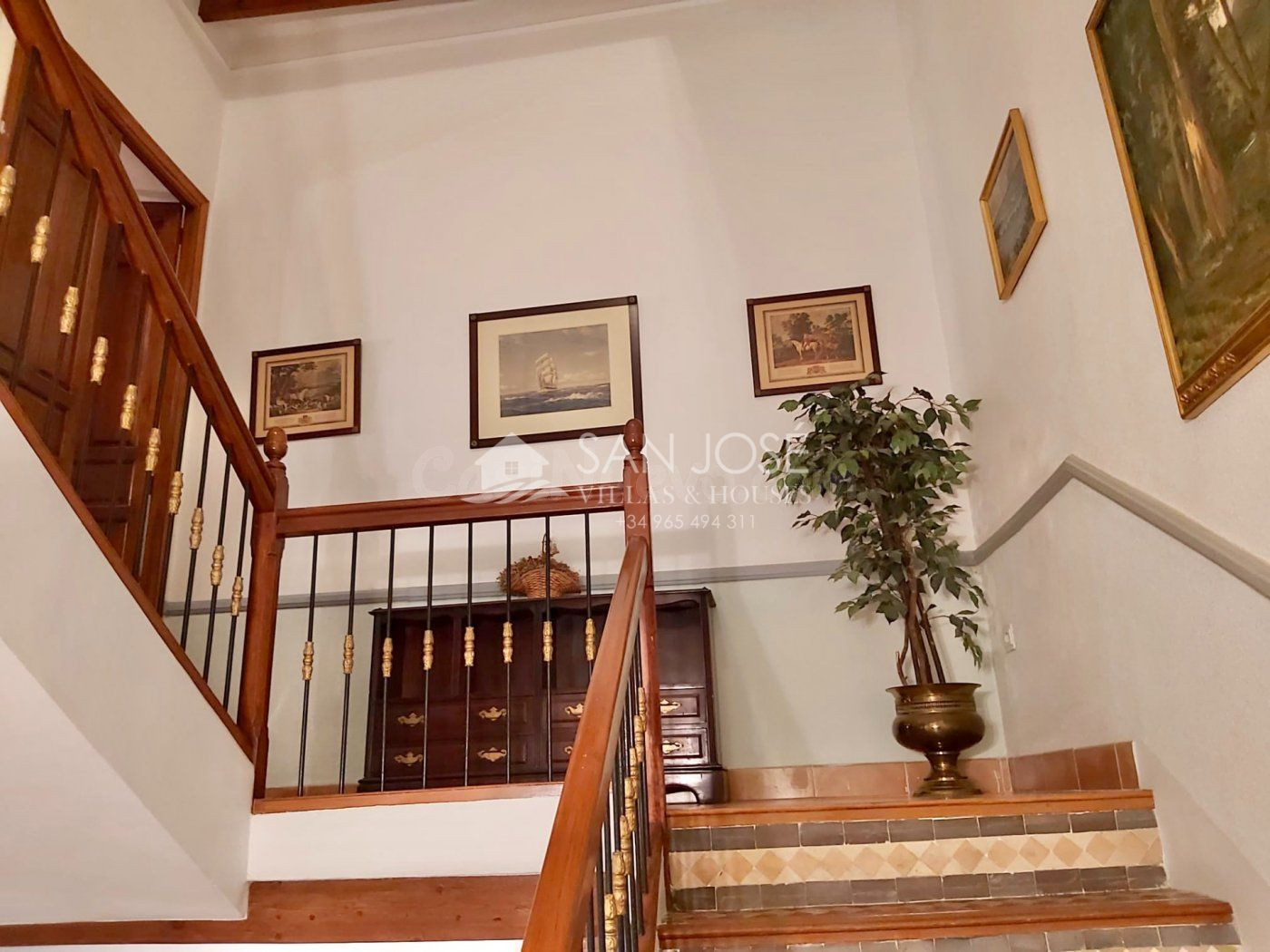 SE VENDE BONITA CASA SEÑORIAL EN BUEN ESTADO EN ASPE - foto 5