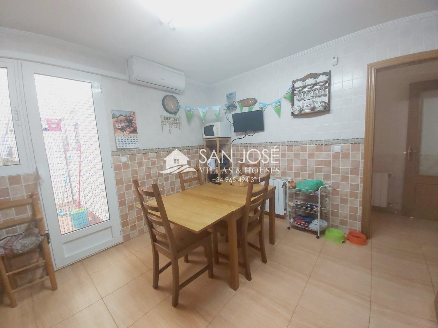 SE VENDE CASA DE UNA PLANTA EN MUY BUEN ESTADO EN HONDON DE  - foto 4