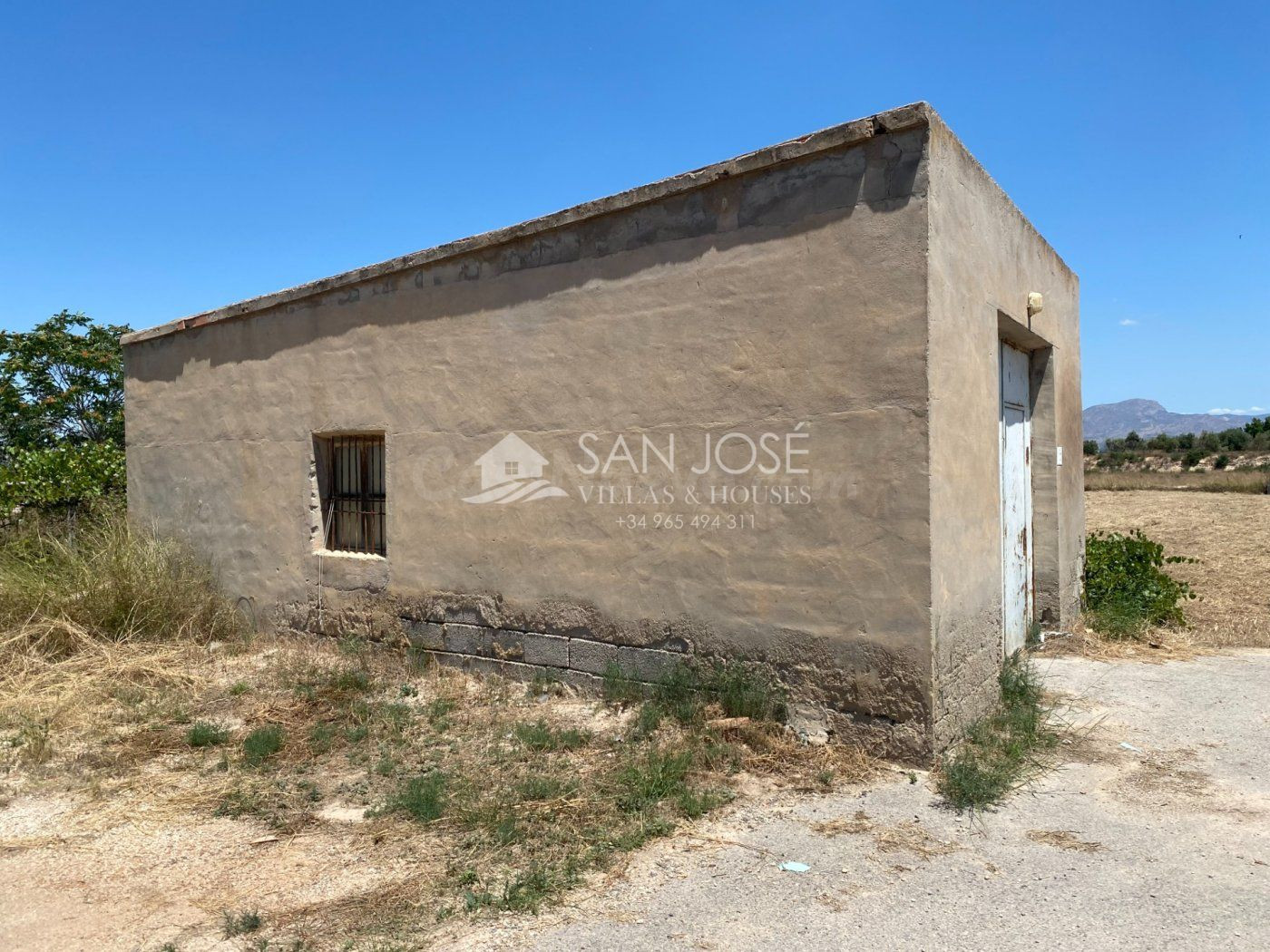 SE VENDE PARCELA RUSTICA EN 2 ESCRITURAS CON ALMACEN AGRICOLA EN ASPE