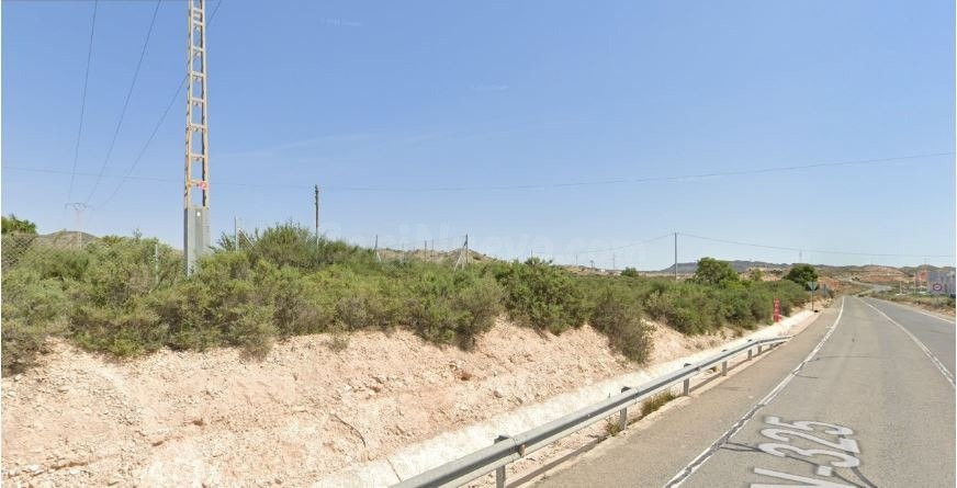 ESTUPENDA PARCELA INDUSTRIAL EN VENTA ZONA CREVILLENTE