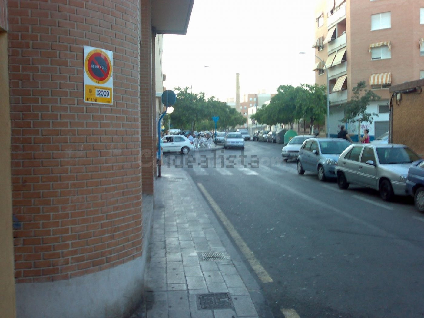 SE VENDE GARAJE , FACIL ACCESO , CERCA DE HOSPITAL DE ALICANTE