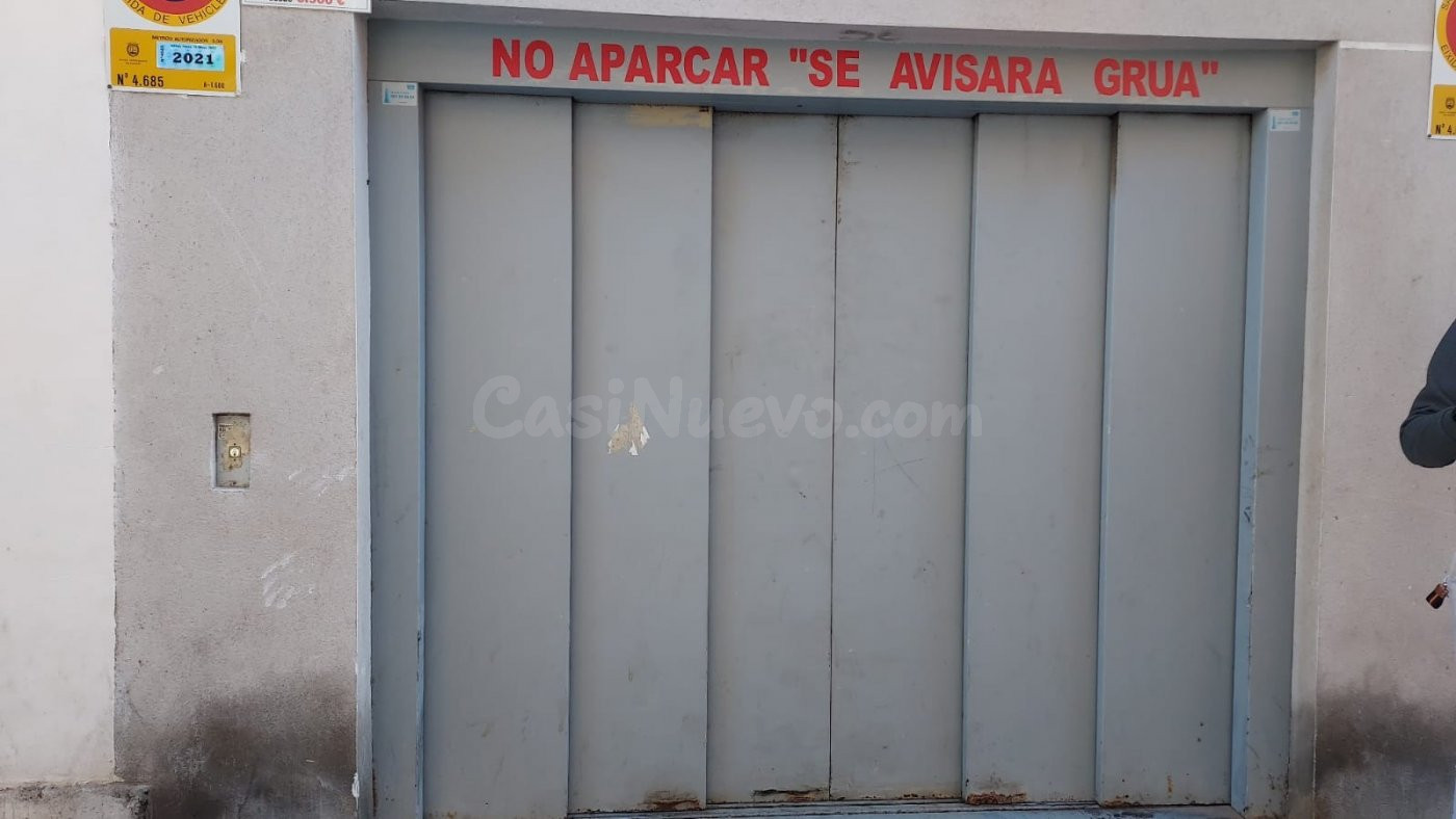 SE VENDEN PLAZAS GARAJES , CERCA HOSPITAL , DISTINTAS MEDIDAS , FACIL MANIOBRA