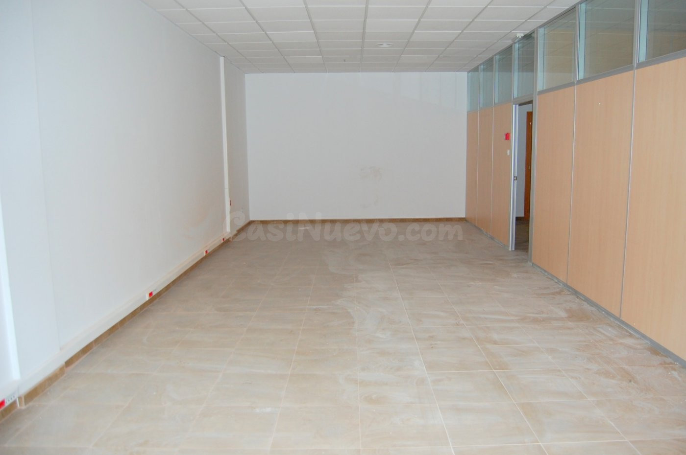 LOCALES EN ALQUILER - foto 3