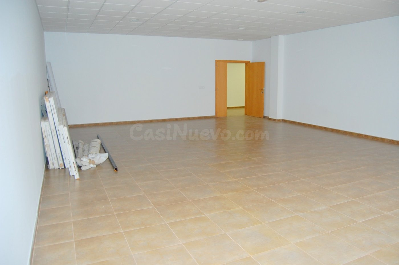 LOCALES EN ALQUILER - foto 4