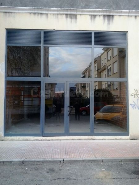 Local en alquiler o venta Jardines del Guadiana