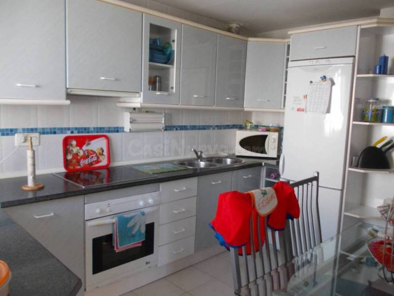 Amplio piso en venta con terraza y garaje en Olivenza – 80.000 €