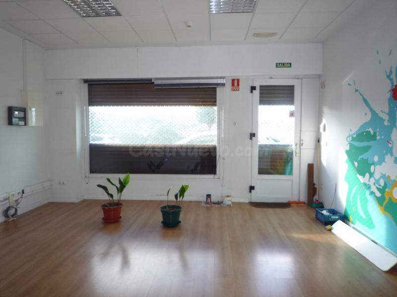 Oficina en alquiler en Camargo con 6 hab. y 2 baños Oficina poligono-de-raos