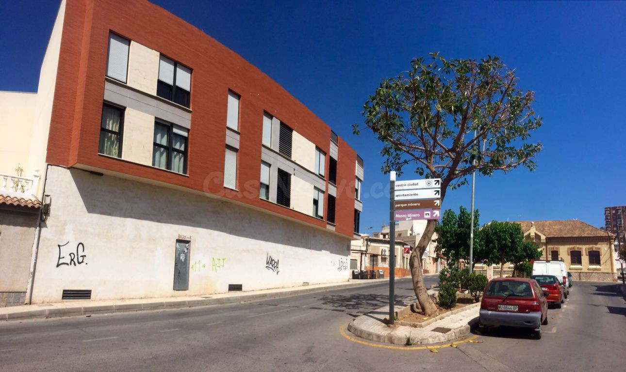 LOCAL COMERCIAL EN UNA DE LAS ARTERIAS DE LA UNIÓN!!!!