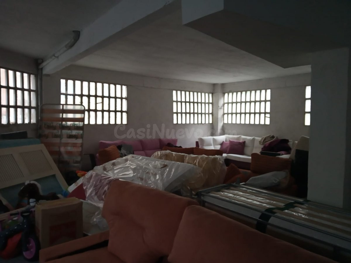 Se Vende Local Comercial en Balmaseda.