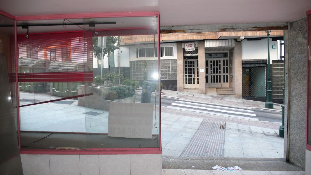 Amplio local comercial en Casablanca, Vigo – 500 m² construidos