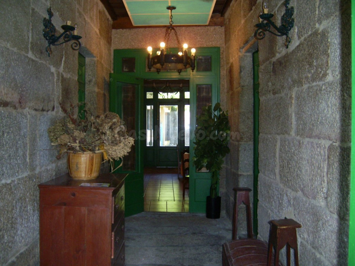 Edificio en Leiro - foto 4