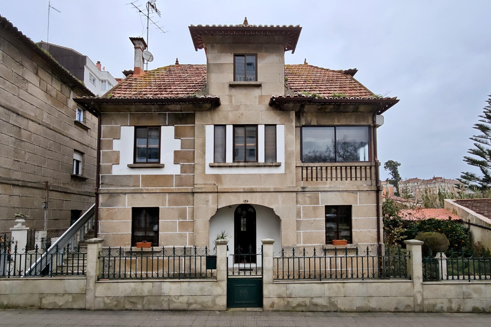 Casa 9 dormitorios