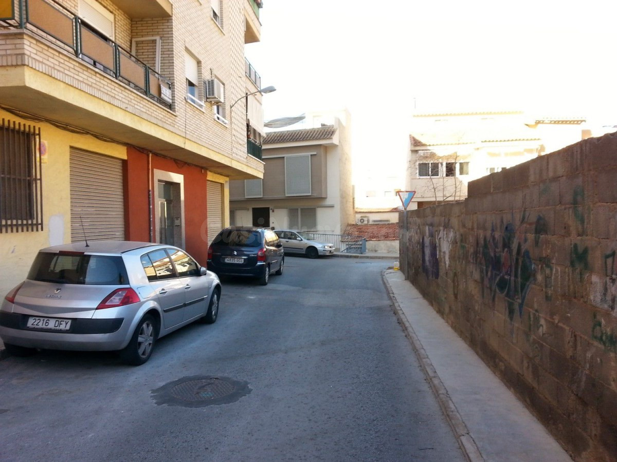 Local comercial en venta en Algezares con 1 baño Local comercial algezares