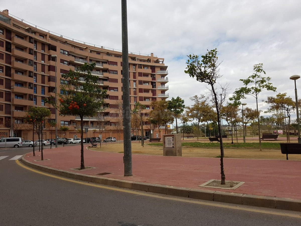Bajo de más de 200 m2 en Murcia (Juan Carlos 1º) Ref.3122