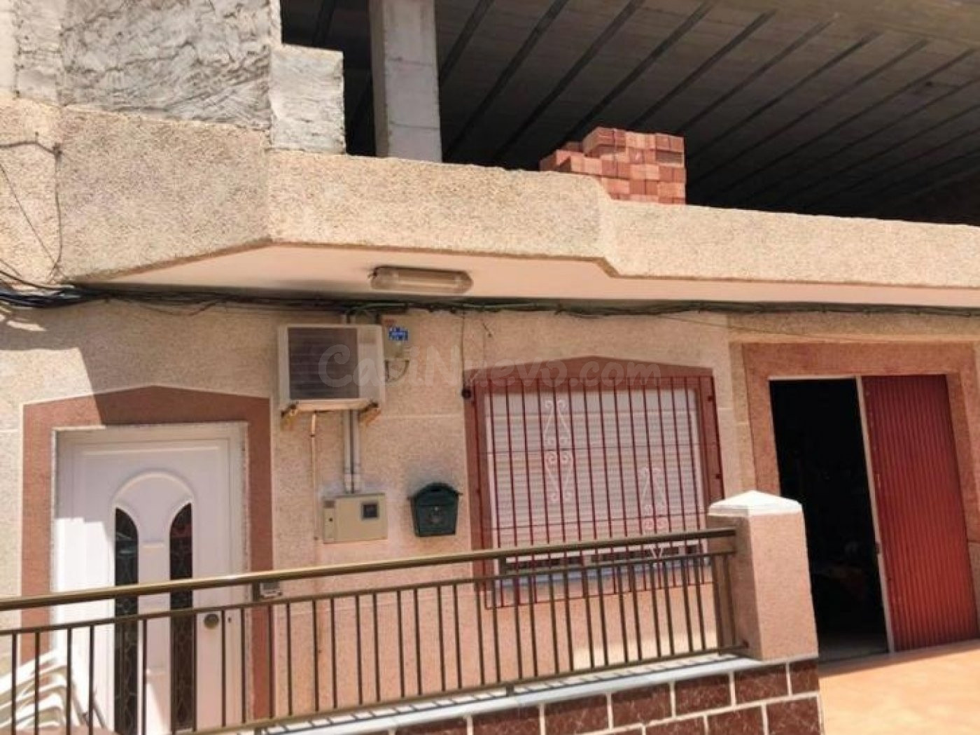 Local de 400 m2 en Barriada Hispanoamérica - foto 3