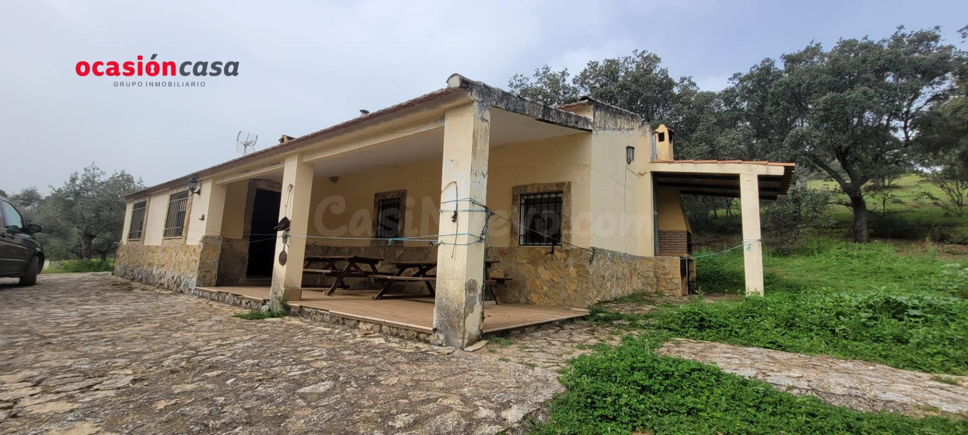 CHALET CON NAVE EN PLENA NATURALEZA