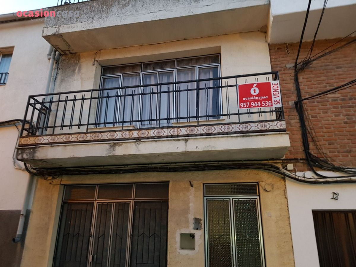 PISO Y LOCAL EN PEDROCHE
