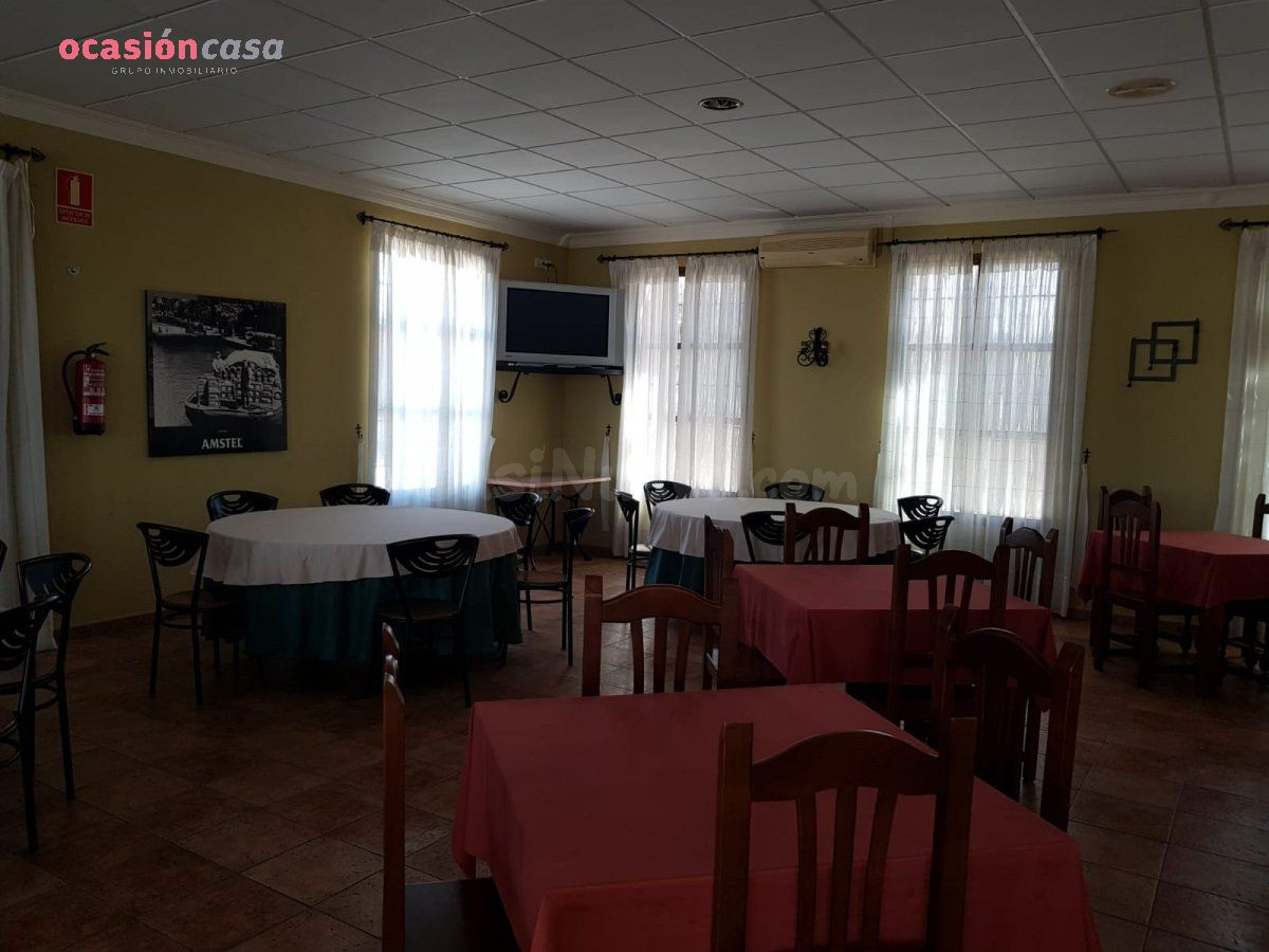 RESTAURANTE EN VENTA EN EL VALLE DE LOS PEDROCHES - foto 2