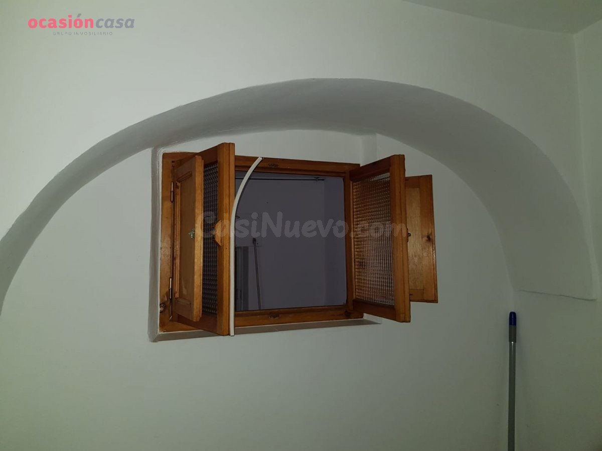 SE VENDE CASA PARA REFORMAR EN DOSTORRES - foto 4