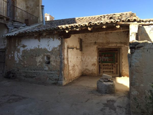 Chalet en venta en Bercero con 8 hab. y 2 baños Chalet berce - foto 5
