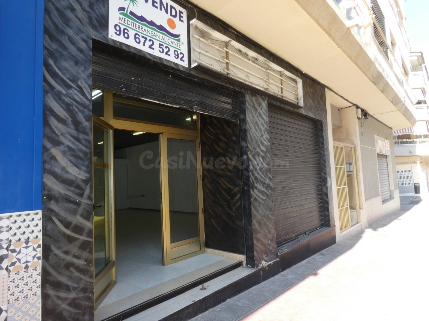 Amplio y diáfano local en Guardamar centro