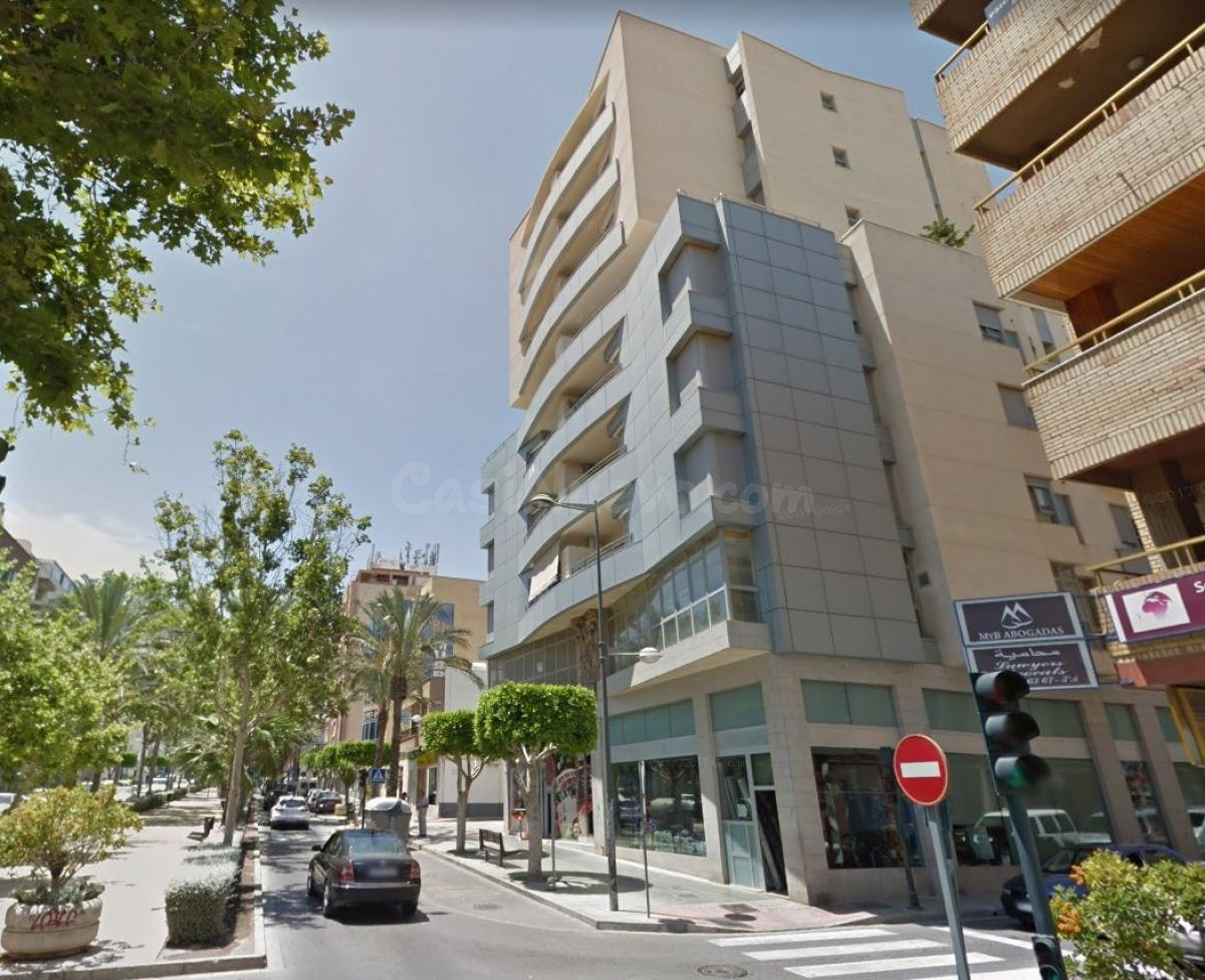 Oficina en venta y alquiler en El Ejido con 1 baño Oficina centro-ejido
