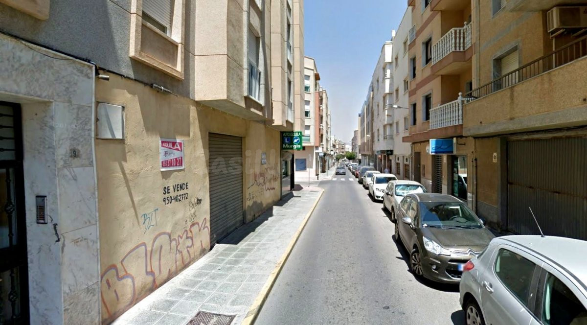 Local comercial en alquiler en El Ejido Local comercial centro-ejido