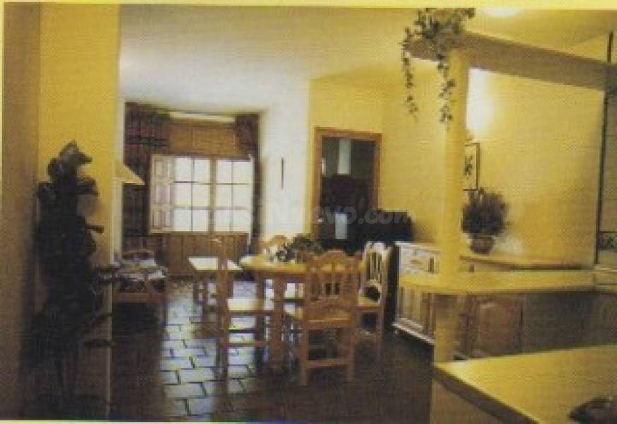APARTAHOTEL DE 8 APARTAMENTOS MAS RESTAURANTE Y TABERNA - foto 2