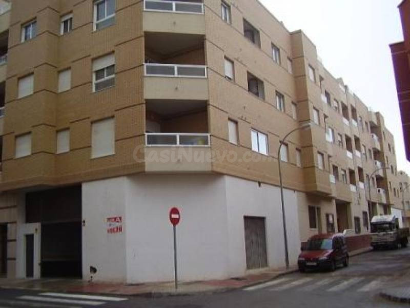 Garaje en venta y alquiler en El Ejido Garaje el-ejido
