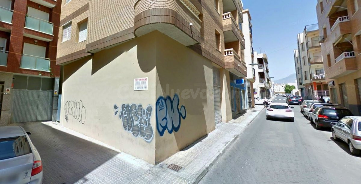 170 m2 LOCAL DIAFANO CERCA DE LA PLAZA DE LA IGLESIA