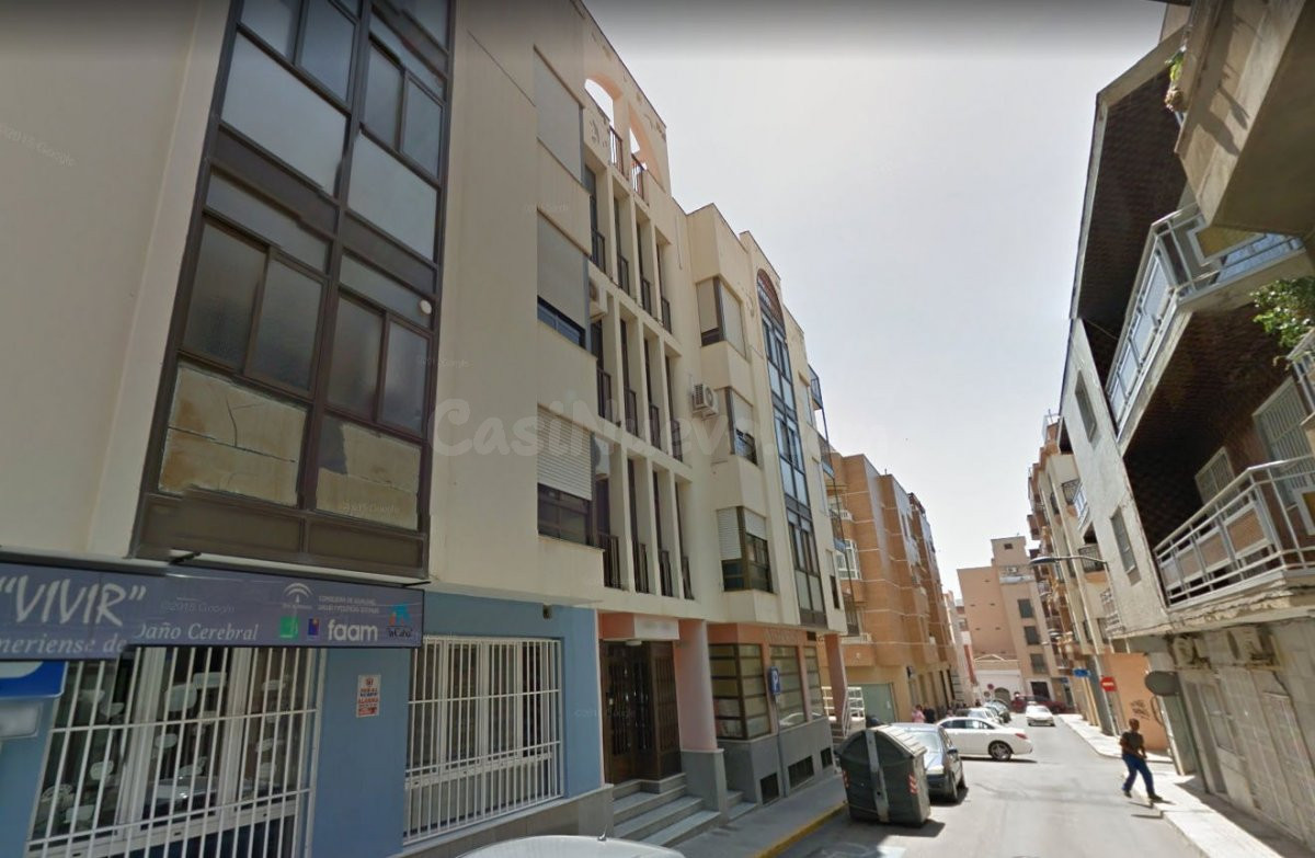 170 m2 LOCAL DIAFANO CERCA DE LA PLAZA DE LA IGLESIA - foto 2