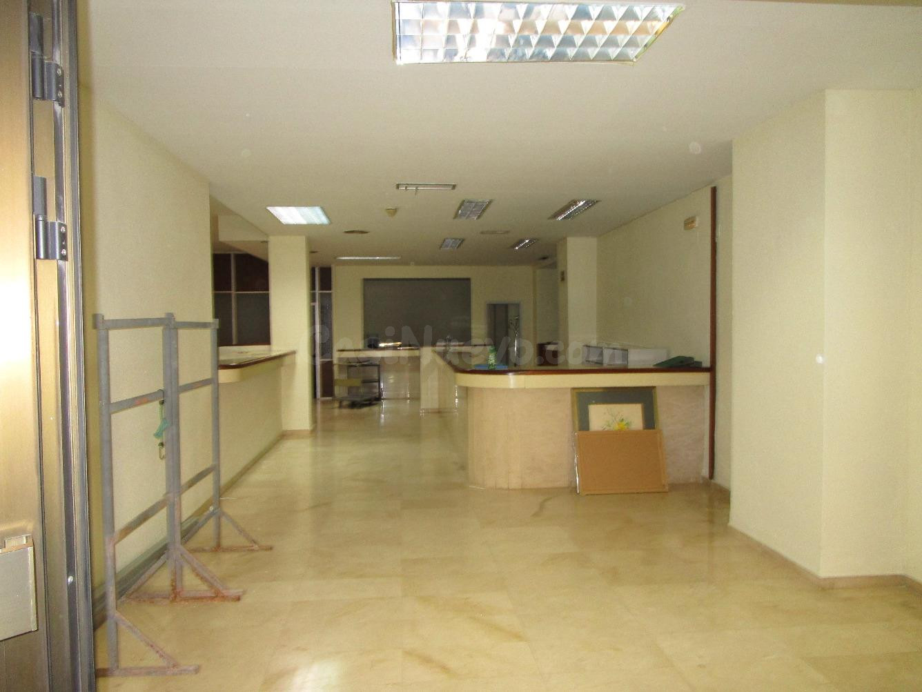 Edificio de oficinas en pleno centro. - foto 2