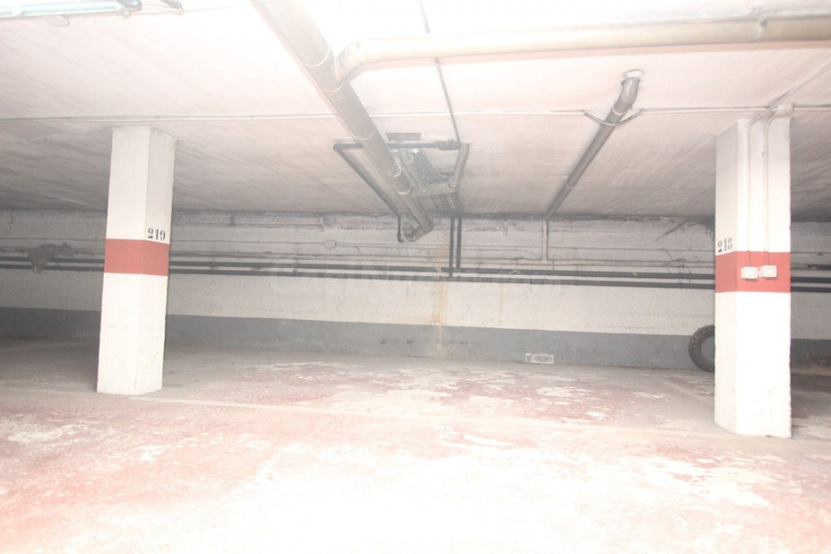 VENTA DE 2 PLAZAS DE GARAJE EN EDIFICO CLAMATOR