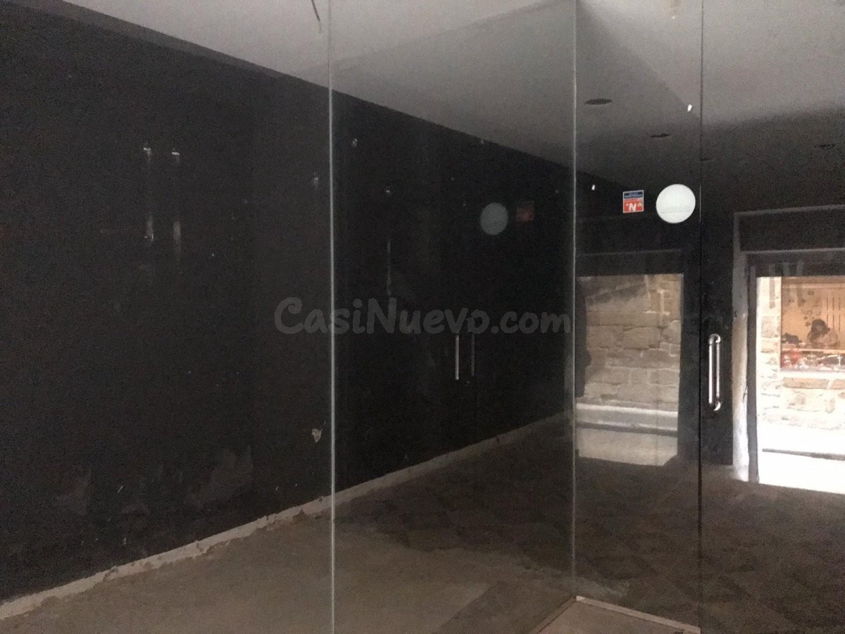 LOCAL COMERCIAL EN CALLE MAYOR OLITE - foto 2