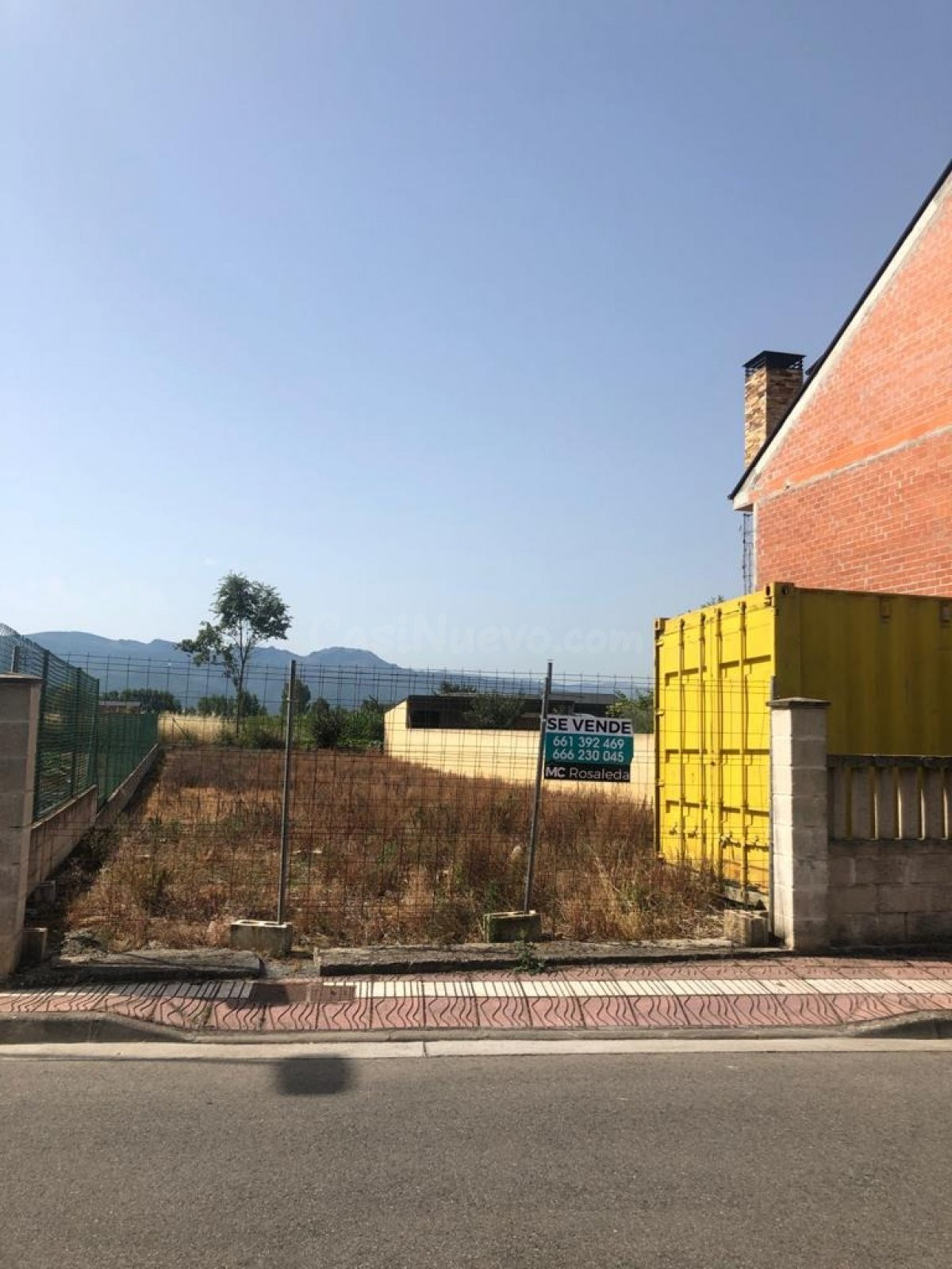 SE VENDE TERRENO URBANO EN CAMPONARAYA