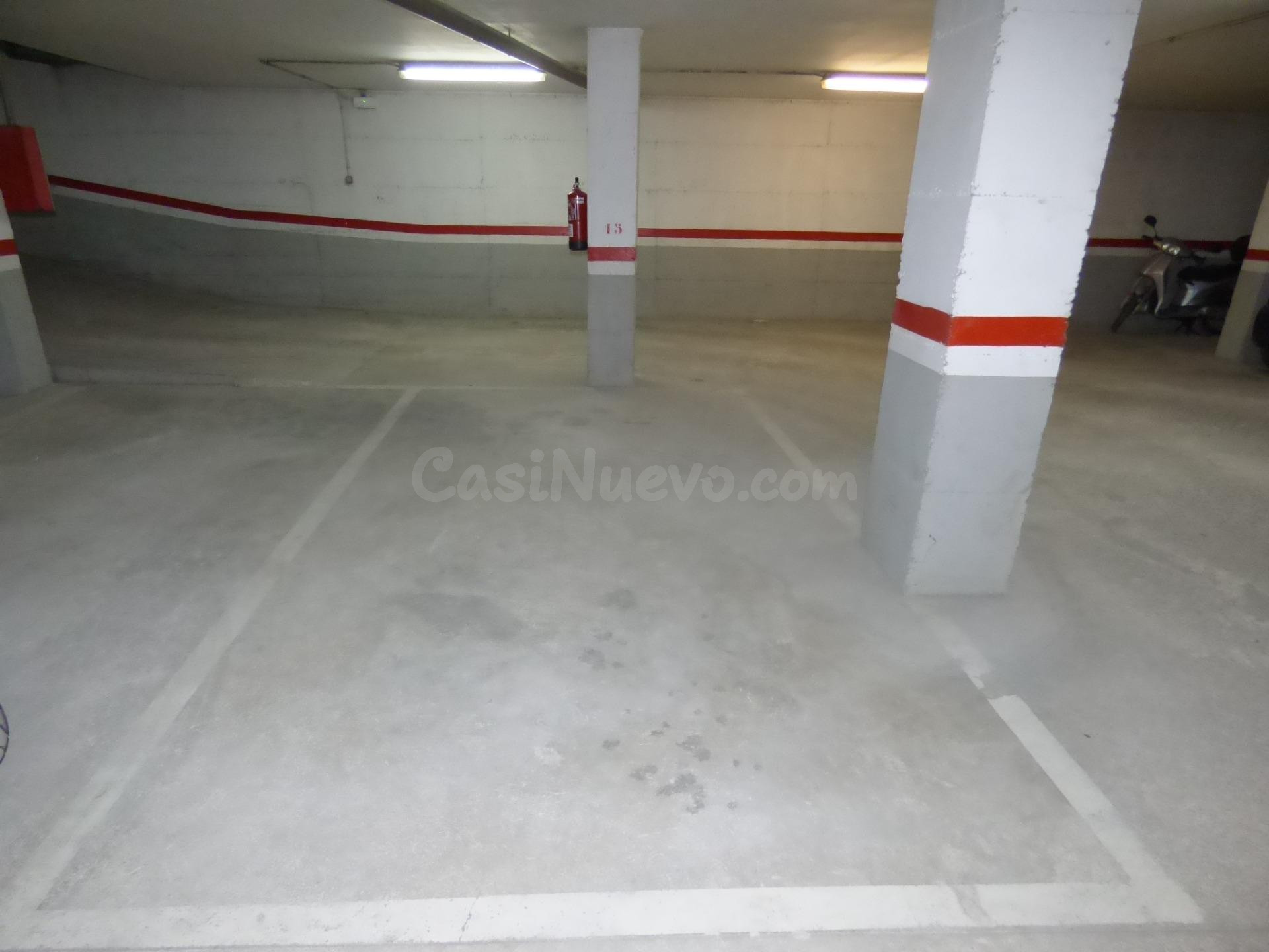 2 plazas de parking en av.bon pastor