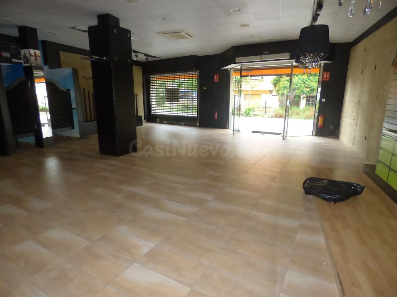 Local comercial montado en tienda de deporte