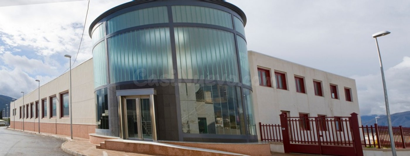 Nave industrial de nueva construcción en venta