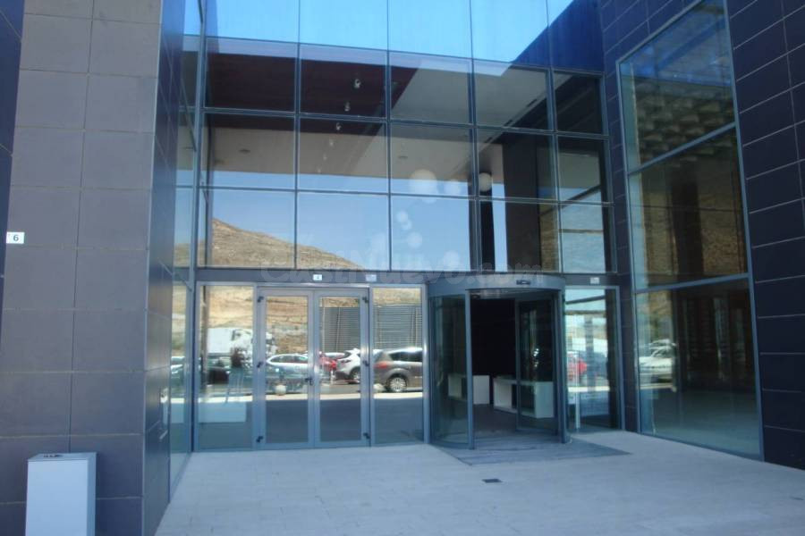 Oficina de nueva construcción en venta - foto 5
