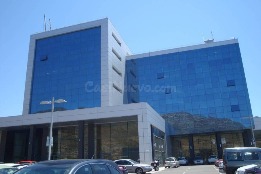 Oficina de nueva construcción en alquiler