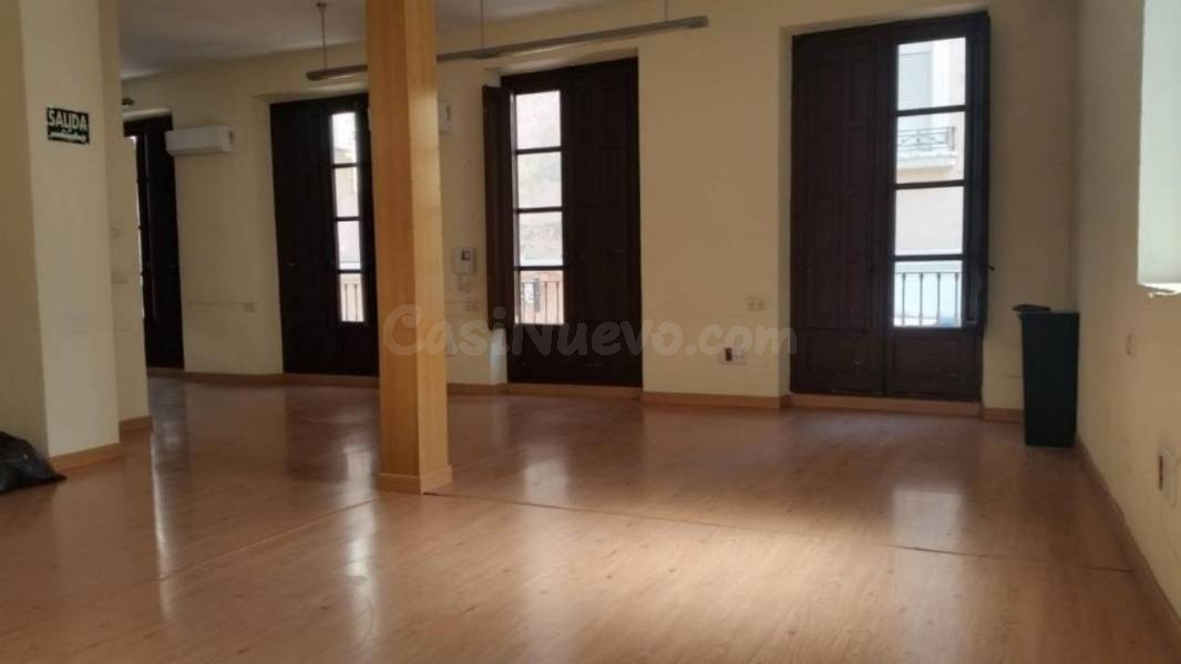 Oficina de nueva construcción en alquiler